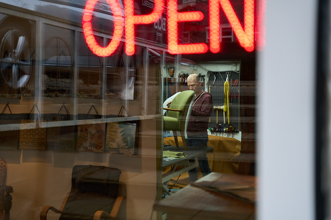 Meubelstoffeerderij BOS